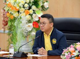 วันศุกร์ที่ 8 พฤศจิกายน 2567 เวลา 13.00 น. นางสาวศรุตยา แก้วเมืองเพชร  รองประธาน YEC ร่วมประชุมเตรียมความพร้อมในการจัดกิจกรรมงานเดินแบบผ้าไทยการกุศล (ผ้าไทย ใส่ให้สนุก) ในงานนมัสการหลวงพ่อโสธรและ งานประจำปีจังหวัดฉะเชิงเทรา พ.ศ. 2567  ณ ห้องเจ้าเสวย ชั้น 