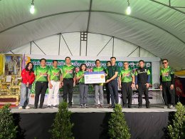 วันอาทิตย์ที่ 10 พฤศจิกายน 2567 เวลา 16.00 น.  ดร.จิตรกร เผด็จศึก ประธานหอการค้าฯ ร่วมพิธีมอบถ้วยรางวัลพระราชทาน ณ เต็นท์พิธีริมแม่น้ำบางปะกง (หน้าร้านโกลเด้น เพลซ สำนักทรัพย์สินพระมหากษัตริย์ จังหวัดฉะเชิงเทรา)