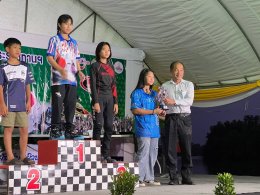 วันอาทิตย์ที่ 10 พฤศจิกายน 2567 เวลา 16.00 น.  ดร.จิตรกร เผด็จศึก ประธานหอการค้าฯ ร่วมพิธีมอบถ้วยรางวัลพระราชทาน ณ เต็นท์พิธีริมแม่น้ำบางปะกง (หน้าร้านโกลเด้น เพลซ สำนักทรัพย์สินพระมหากษัตริย์ จังหวัดฉะเชิงเทรา)