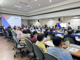 วันอังคารที่ 26 พฤศจิกายน 2567 เวลา 10.00 น.ดร. จิตรกร เผด็จศึก ประธานหอการค้าฯ ร่วมการประชุมคณะกรรมการร่วมภาครัฐและเอกชนเพื่อแก้ไขปัญหาทางเศรษฐกิจกลุ่มจังหวัดภาคตะวันออก 1 (กรอ.กลุ่มจังหวัดภาคตะวันออก 1) ครั้งที่ 1/2568 ณ ห้องประชุมพิพิธโภไคย ชั้น 3 ศาลา