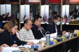  วันศุกร์ที่ 6 ธันวาคม 2567 เวลา 13.30 น. ดร.จิตรกร เผด็จศึกประธานหอการค้าฯ  ร่วมประชุมคณะกรรมการขับเคลื่อนโครงการเพิ่มทักษะด้านอาชีพแก่นักเรียนที่ไม่ได้เรียนต่อหลังจบการศึกษาภาคบังคับ ณ ห้องประชุมพระยาศรีสุนทรโวหาร (น้อย อาจารยางกูร) ชั้น 1 ศาลากลางจังหว