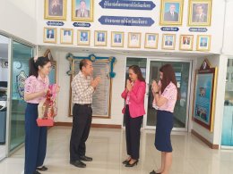 วันอังคารที่ 7 มกราคม 2568 เวลา 09.00 น นางอรสา หนูกระแสร์ ผู้อำนวยการเขตธนาคารออมสิน สาขาฉะเชิงเทรา เข้าพบเพื่อแนะนำตัว และสวัสดีปีใหม่ ดร. จิตกร เผด็จศึก ประธานหอการค้าฯ ณ สำนักงานหอการค้าจังหวัดฉะเชิงเทรา