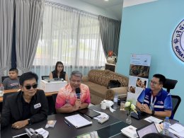 นายจอมพงษ์ชูทับทิมเลขา/รองประธานหอการค้า ร่วมประชุมเพื่อหารือแนวทางความร่วมมือโครงการเชื่อมโยงประโยชน์การลงทุนสู่พื้นที่ชุมชนอย่างยั่งยืน (EEC Connect) ในวันพุธที่ 8 เมษายน 2569 เวลา 09.00- 12.00 น ณ บริษัท โสรัจจกิจ จำกัด ตำบลสาวชะโงกอำเภอบางคล้า จังหวัด