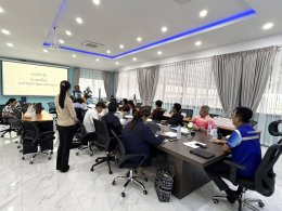 นายจอมพงษ์ชูทับทิมเลขา/รองประธานหอการค้า ร่วมประชุมเพื่อหารือแนวทางความร่วมมือโครงการเชื่อมโยงประโยชน์การลงทุนสู่พื้นที่ชุมชนอย่างยั่งยืน (EEC Connect) ในวันพุธที่ 8 เมษายน 2569 เวลา 09.00- 12.00 น ณ บริษัท โสรัจจกิจ จำกัด ตำบลสาวชะโงกอำเภอบางคล้า จังหวัด