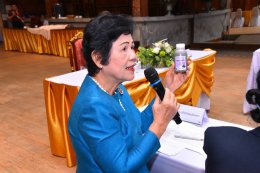 วันพุธที่ 22 มกราคม 2558 เวลา 9.30 น. นายทนงศักดิ์ ทรัพย์เฟื่องฟูกรรมการหอการค้า ร่วมประชุมโครงการส่งเสริมกระบวนการเครือข่ายองค์ความรู้ (Knowledge-Based OTOP :KBO) จังหวัดฉะเชิงเทรา ณ ห้องบางตลาดโรงแรมที วินเทจ อ.บางคล้า จ.ฉะเชิงเทรา