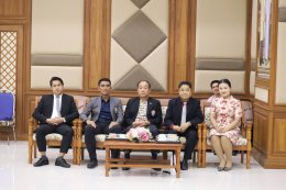  วันพุธที่ 22 มกราคม 2568 เวลา 13.00  น.  ดร. จิตรกร เผด็จศึกเป็นประธานในพิธีเปิด เวลา 13.30 น. นายยุทธนา มาตเจือ รองประธาน เป็นวิทยากร โครงการ CSTC Walking Street สู่การพัฒนาธุรกิจที่ยั่งยืน ประจำปีงบประมาณ 2568 ณ ห้องประชุมวิทยาลัยเทคนิคฉะเชิงเทรา วิทยา