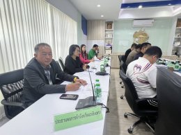 วันอังคารที่ 11 กุมภาพันธ์ 2568 เวลา 13.30 น. นายทนงศักดิ์  ทรัพย์เฟื่องฟู กรรมการหอการค้า ร่วมประชุมชี้แจงรายละเอียดการดำเนินงานนโยบายการจัดการปัญหาหนี้นอกระบบตามแนวทางการเพิ่มประสิทธิภาพการบริหารงานเชิงพื้นที่ของจังหวัดแบบบูรณาการ ประจำปีงบมา พ.ศ. 2558 