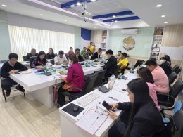 วันอังคารที่ 11 กุมภาพันธ์ 2568 เวลา 13.30 น. นายทนงศักดิ์  ทรัพย์เฟื่องฟู กรรมการหอการค้า ร่วมประชุมชี้แจงรายละเอียดการดำเนินงานนโยบายการจัดการปัญหาหนี้นอกระบบตามแนวทางการเพิ่มประสิทธิภาพการบริหารงานเชิงพื้นที่ของจังหวัดแบบบูรณาการ ประจำปีงบมา พ.ศ. 2558 