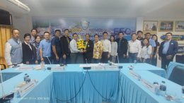 วันศุกร์ที่ 21 กุมภาพันธ์ 2568 เวลา 13.30 - 16.30 น.ณ ห้องประชุมหอการค้า ได้มีการ มอบช่อดอกไม้แสดงความยินดี  นายสุรัตน์ จรกรรณ รองประธานหอการค้า ได้รับเลือกตั้งให้เป็นสมาชิกสภาจังหวัดฉะเชิงเทรา  นายอาทร เสริมศักดิ์ศศิธร ได้ดำรงตำแหน่งประธาน YEC อีก 1 วาระ