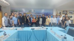 วันศุกร์ที่ 21 กุมภาพันธ์ 2568 เวลา 13.30 - 16.30 น.ณ ห้องประชุมหอการค้า ได้มีการ มอบช่อดอกไม้แสดงความยินดี  นายสุรัตน์ จรกรรณ รองประธานหอการค้า ได้รับเลือกตั้งให้เป็นสมาชิกสภาจังหวัดฉะเชิงเทรา  นายอาทร เสริมศักดิ์ศศิธร ได้ดำรงตำแหน่งประธาน YEC อีก 1 วาระ