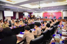 วันจันทร์ที่ 24 กุมภาพันธ์ 2568 เวลา 9.30 น. ดร.จิตรกร เผด็จศึก ประธานหอการค้าฯ ร่วมการประชุมคณะกรมการจังหวัด และหัวหน้าส่วนราชการประจำจังหวัด ครั้งที่ 2/2568 ประจำเดือนกุมภาพันธ์ 2568 ณ ห้องประชุมมรุพงษ์ศิริพัฒน์ ชั้น 4 ศาลากลางจังหวัดฉะเชิงเทรา