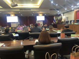 วันอังคารที่ 25 กุมภาพันธ์ 2568 เวลา 13.30 น. ดร.จิตรกรเผด็จศึก ประธานหอการค้าฯ และคณะกรรมการ  หอการค้าฯร่วมประชุมคณะกรรมการร่วมภาครัฐและเอกชนเพื่อพัฒนาและแก้ไขปัญหาทางเศรษฐกิจจังหวัดฉะเชิงเทรา (กรอ.จังหวัด) ครั้งที่ 2/2568 ณ ห้องประชุมมรุพงษ์ศิริพัฒน์ ชั