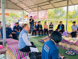 วันพฤหัสบดีที่ 27 กุมภาพันธ์ 268 เวลา 9.00 น. นายทนงศักดิ์ทรัพย์เฟื่องฟู กรรมการหอการค้า ร่วมต้อนรับคณะการพิจารณาและติดตามการประเมินผล ของหน่วยบริหารและจัดการทุนด้านการพัฒนาระดับพื้นที่ (บพท.) ณ กลุ่มวิสาหกิจชุมชนหัตถกรรมและการแปรรูปข้าวปลาอาหาร (นาป้าฝน)