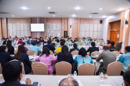 วันพฤหัสบดีที่ 27 กุมภาพันธ์ 2568 เวลา 9.30 - 12.00 น. นายสมพงษ์ นำศรีเจริญสุข กรรมการหอการค้าฯ ร่วมประชุมติดตามผลการดำเนินงานชมรม TO BE NUMBER ONE ในสถานประกอบการ ชุมนุม สถานศึกษา และหน่วยงานในสังกัดกระทรวงยุติธรรม จังหวัดฉะเชิงเทรา ปีงบประมาณ 2568 ครั้ง