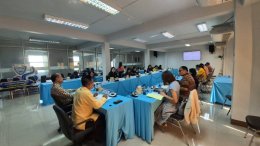 ดร.จิตรกร เผด็จศึก ประธานหอการค้า ร่วมประชุมโครงการพัฒนากลไกขับเคลื่อนการพัฒนาเศรษฐกิจฐานรากระดับจังหวัด ครั้งที่ 1/2568 ในวันพฤหัสบดีที่ 27 กุมภาพันธ์ 2568 เวลา 09.00 น. ณ.ห้องประชุมหอการค้าจังหวัดฉะเชิงเทรา