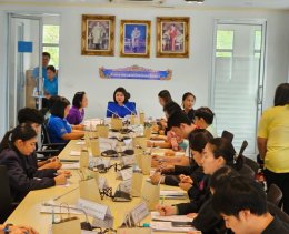 วันศุกร์ที่ 21 มีนาคม 2568 เวลา 9.30 น. นางสุนีย์ แก้วเมืองเพชรกรรมการหอการค้า ร่วมประชุมคณะทำงานโครงการสำมะโนประชากรและเคหะ พ.ศ.2568 ครั้งที่ 1/2568 ณ ห้องประชุมสำนักงานพาณิชย์จังหวัดฉะเชิงเทรา ต.หน้าเมือง อ.เมือง จ.ฉะเชิงเทรา