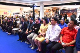 วันจันทร์ที่ 7 กรกฎาคม 2568 เวลา 13.30 น นายจอมพงษ์ ชูทับทิม  รองประธานหอการค้าฯ ร่วมพิธีเปิดกิจกรรมการแข่งขันรังสรรค์เมนูแห่งฉะเชิงเทรา ภายใต้โครงการยกระดับภูมิปัญญาสู่การรังสรรค์เมนูแห่งฉะเชิงเทรา  ณ ลานโปรโมชั่นหน้า TOP ชั้น 1 ศูนย์การค้าโรบินสันไลฟ์สไ