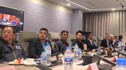 นายยุทธนา มาตเจือประธานหอการค้า และคณะกรรมการหอการค้าร่วมศึกษาดูงาน ณ โรงงานผลิตรถยนต์ไฟฟ้าแห่งแรกของประเทศไทย และแห่งแรกของอาเซียน BYD ( บริษัท บีวายดี ออโต้ (ประเทศไทย) จำกัด จังหวัดระยอง ในวันศุกร์ที่ 19 กันยายน 2568 เวลา 13:30 -15:30น.   จัดโดย กลุ่มผ