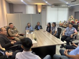 ร่วมสวัสดีปีใหม่และแสดงความยินดี พลตำรวจตรี เกรียงไกร บุญซ้อน ผู้บังคับการตำรวจภูธรจังหวัดฉะเชิงเทรา(เพิ่งมาดำรงตำแหน่ง) ในวันอังคารที่ 21 มกราคม 2568 เวลา 13.00 น.ณ กองบังคับการตำรวจภูธรจังหวัดฉะเชิงเทรา ต.บางแก้ว อ.เมือง จ.ฉะเชิงเทรา