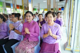 วันอังคารที่ 3 มิถุนายน 2568 เวลา 7.30 น. นายยุทธนา มาตเจือ ประธานหอการค้าจังหวัดฉะเชิงเทรา พร้อมด้วยคณะกรรมการฯ เข้าร่วมพิธีเจริญพระพุทธมนต์และทำบุญตักบาตรถวายพระราชกุศลเฉลิมพระเกียรติสมเด็จพระนางเจ้าฯ พระบรมราชินี เนื่องในโอกาสวันเฉลิมพระชนมพรรษา 3 มิถุ