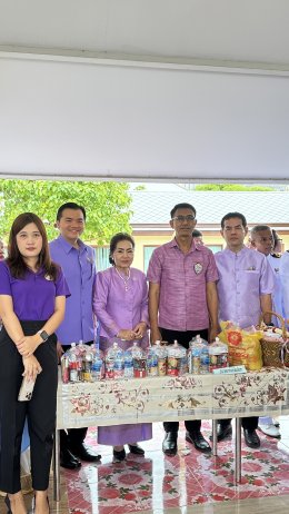 วันอังคารที่ 3 มิถุนายน 2568 เวลา 7.30 น. นายยุทธนา มาตเจือ ประธานหอการค้าจังหวัดฉะเชิงเทรา พร้อมด้วยคณะกรรมการฯ เข้าร่วมพิธีเจริญพระพุทธมนต์และทำบุญตักบาตรถวายพระราชกุศลเฉลิมพระเกียรติสมเด็จพระนางเจ้าฯ พระบรมราชินี เนื่องในโอกาสวันเฉลิมพระชนมพรรษา 3 มิถุ