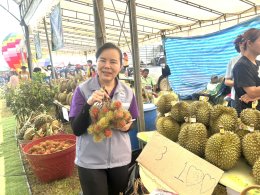 หอการค้าจังหวัดฉะเชิงเทรา ร่วม เปิดงานเทศกาลทุเรียน ท่าตะเกียบ จังหวัดฉะเชิงเทรา ในโครงการจัดงานวันเกษตรและประกวดพืชผลทางการเกษตรของดีอำเภอตะเกียบ ประจำปี 2568 วันที่ 7 มิถุนายน 2568 เวลา 9.30 น.ณ ลานเอนกประสงค์บ้านดากาาะกระทิงต.คลองตะเกรา อ. ท่าตะเกียบ จ