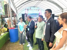 หอการค้าจังหวัดฉะเชิงเทรา ร่วม เปิดงานเทศกาลทุเรียน ท่าตะเกียบ จังหวัดฉะเชิงเทรา ในโครงการจัดงานวันเกษตรและประกวดพืชผลทางการเกษตรของดีอำเภอตะเกียบ ประจำปี 2568 วันที่ 7 มิถุนายน 2568 เวลา 9.30 น.ณ ลานเอนกประสงค์บ้านดากาาะกระทิงต.คลองตะเกรา อ. ท่าตะเกียบ จ