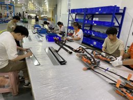 ระหว่างวันที่ 17-19 มิถุนายน 2567 ดร.จิตรกร เผด็จศึก ประธานหอการค้าจังหวัดฉะเชิงเทรา เดินทางไปศึกษาดูงานโรงงานผลิตรถบรรทุกที่ขับเคลื่อนด้วยพลังงานระบบไฟฟ้า ในเมืองหูเป่า สาธารณรัฐประชาชนจีน พร้อมร่วมประชุมกับทีมผู้บริหารของบริษัทฯ เพื่อนำมาพัฒนา การแปรงรถ