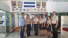 วันอังคารที่ 2 มกราคม 2567 เวลา 13.00 น. หน่วยงานสงเคราะห์ทหารผ่านศึกเขตชลบุรี เข้าพบ ดร.จิตรกร เผด็จศึก ประธานหอการค้าจังหวัดฉะเชิงเทรา และนายยุทธนา มาตเจือ รองประธานหอการค้าจังหวัดฉะเชิงเทรา เพื่อมอบกระเช้าสวัสดีปีใหม่ พร้อมเชิญชวนร่วมงานวันทหารผ่านศึก 