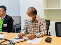 วันพฤหัสบดีที่ 11 มกราคม 2567 เวลา 11.00 น. นายจิตรกร เผด็จศึก ประธานหอการค้าจังหวัดฉะเชิงเทรา ร่วมประชุมหารือการขับเคลื่อนยกระดับเมืองและกระตุ้นเศรษฐกิจท้องถิ่นอย่างยั่งยืน ร่วมกับหน่วยภาครัฐและเอกชนที่เกี่ยวข้อง ณ ห้องประชุม one plan  สำนักงานจังหวัดฉะเ