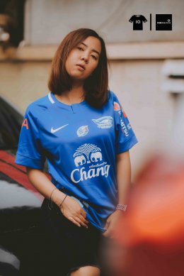 รีวิว : เสื้อแข่งเหย้า ของ "ฉลามชล" ชลบุรีเอฟซี 2020