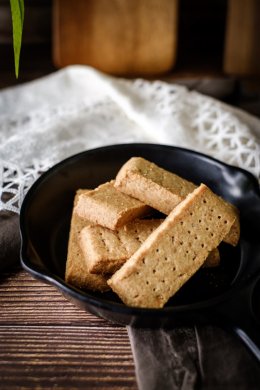 VEGAN SCOTTISH BUTTER BISCUITS