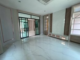 งานก่อสร้างบ้านเดี่ยว 2 ชั้น หลังใหญ่