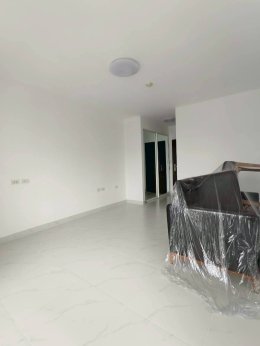 ส่งมอบงานรีโนเวทห้องพักคอนโด