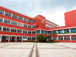 โรงเรียนนานาชาติหรงหวาย เมืองจูจี้ มณฑลเจ้อเจียง ประเทศจีน (Zhejiang Zhuji RongHuai School)