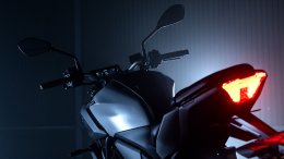 เจาะลึก!!! 2025 Yamaha MT-07 & MT-07 Y-AMT Hyper Naked Dawn of a New Darkness