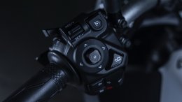 เจาะลึก!!! 2025 Yamaha MT-07 & MT-07 Y-AMT Hyper Naked Dawn of a New Darkness