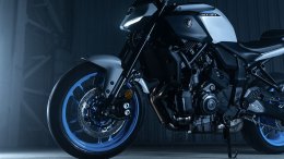 เจาะลึก!!! 2025 Yamaha MT-07 & MT-07 Y-AMT Hyper Naked Dawn of a New Darkness