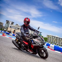 ฟิลลิ่งการขับขี่ All New Yamaha AEROX