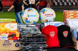 ยามาฮ่าส่งต่อโอกาสเพื่ออนาคต มอบอุปกรณ์กีฬาการเรียน พร้อมเสริมทักษะฟุตบอลให้เยาวชนบ้านปากเกร็ด