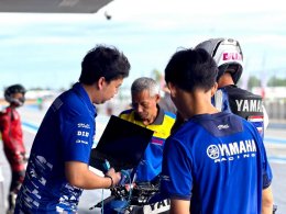 Yamaha Racing Service by Yamaha Thailand Racing Team