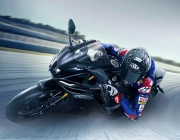 NEW YAMAHA R15 / R15M 70th Anniversary BORN TO BE ONE เร็วดั่งใจ พุ่งไปกับความเป็นหนึ่ง