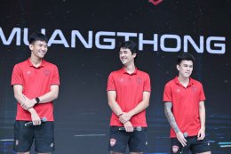 ยามาฮ่าต้อนรับทัพแข้งดังเมืองทอง ยูไนเต็ด เยี่ยมชมบูท YAMAHA THE UNIQUEVERSE