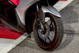 All New Yamaha AEROX กับราคา 85,900 บาท!!! คุ้มค่าแค่ไหน??? มีอะไรใหม่บ้าง!!!...มาดูกัน>>>