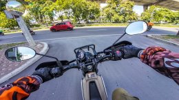 Yamaha PG-1 แฮนด์กว้าง...แต่ขี่ในเมืองคล่องกว่าที่คิด