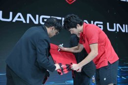 ยามาฮ่าต้อนรับทัพแข้งดังเมืองทอง ยูไนเต็ด เยี่ยมชมบูท YAMAHA THE UNIQUEVERSE