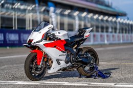 รีวิว Yamaha R9 ซูเปอร์สปอร์ตยุคใหม่ สมรรถนะที่พร้อมมอบความตื่นเต้นเร้าใจในทันที