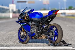 รีวิว Yamaha R9 ซูเปอร์สปอร์ตยุคใหม่ สมรรถนะที่พร้อมมอบความตื่นเต้นเร้าใจในทันที