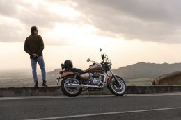 Royal Enfield เปิดตัว Meteor 350 Sundowner Orange Special Edition ครั้งแรกในไทย ณ งาน Motor Show 2026
