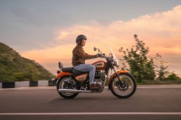 Royal Enfield เปิดตัว Meteor 350 Sundowner Orange Special Edition ครั้งแรกในไทย ณ งาน Motor Show 2026